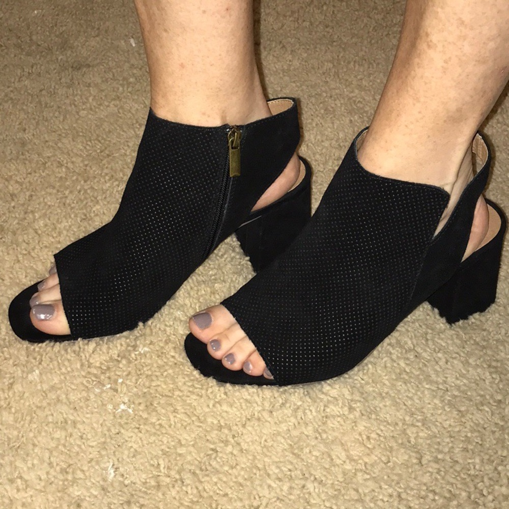 Open toed heel